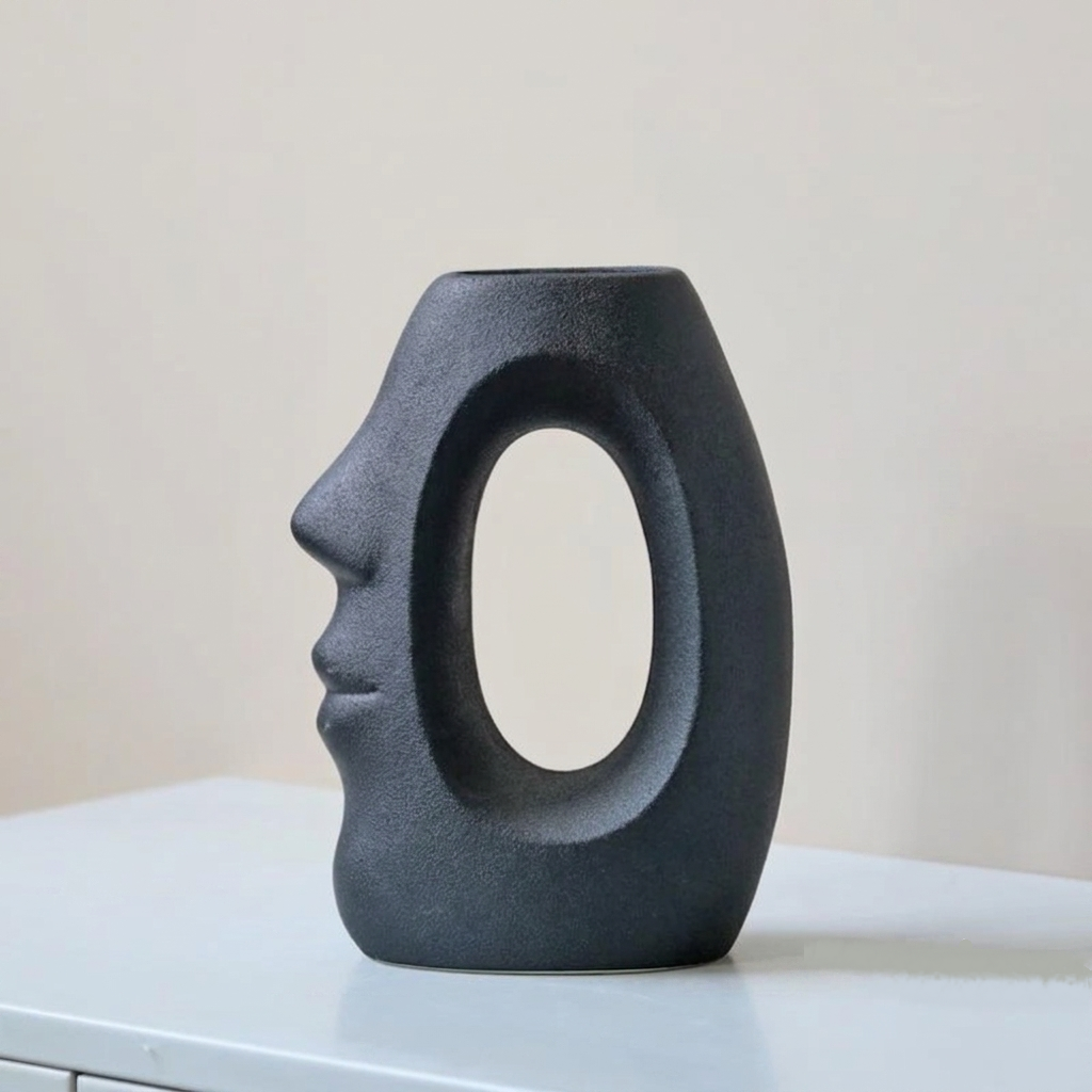 Amaré — Abstract Face Kiss Ceramic Vase
