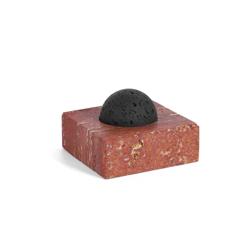 Red travertine diffuser variant with black volcanic stone